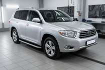 Toyota Highlander 2008-2013 гг. Боковые Подножки Tayga Grey (2 шт., Алюминий) фото 1