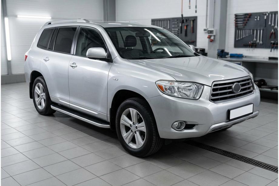 Toyota Highlander 2008-2013 гг. Боковые Подножки Tayga Grey (2 шт., Алюминий) Image