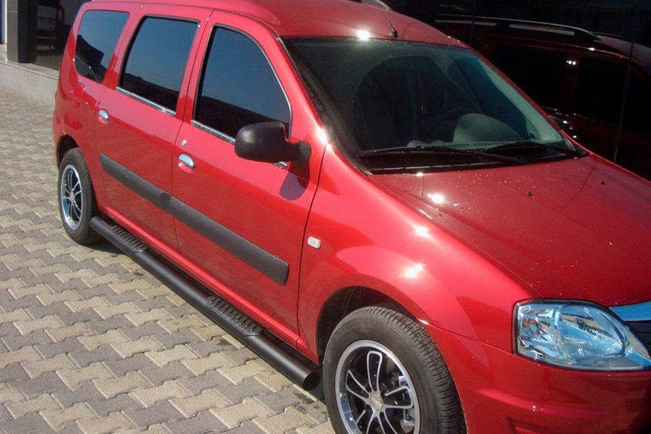 Dacia Logan MCV 2004-2014 гг. Боковые трубы Black (2 шт., нержавейка) Image