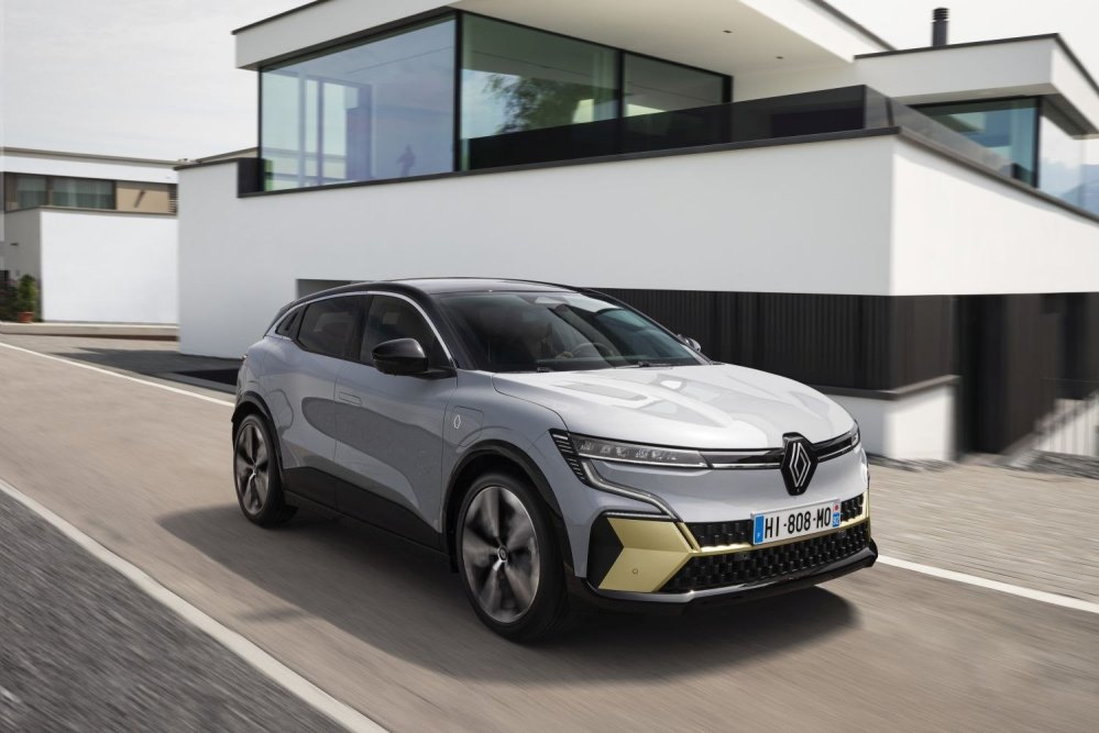 Renault Megane E-Tech Electric: компактный электрический хэтчбек