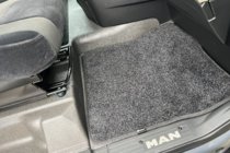 MAN TGX 2020- гг. Текстильные коврики Deluxe (Черный) фото 2