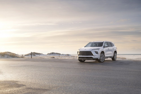 Buick Enclave III: Премиальный американский кроссовер нового поколения фото 1