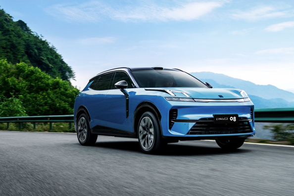 Lynk & Co 08: обзор премиального plug-in гибридного кроссовера