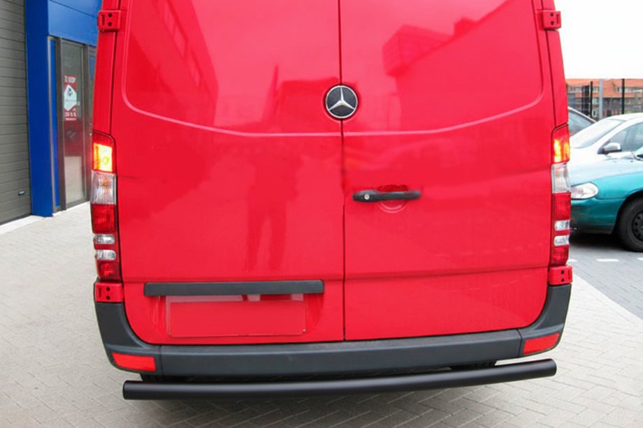 Mercedes Sprinter W906 2006–2018 гг. Задняя защита AK002 Черный (нерж. сталь) Фото 2