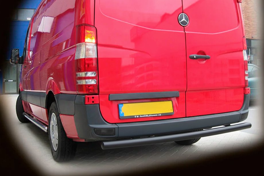 Mercedes Sprinter W906 2006–2018 гг. Задняя защита AK002 Черный (нерж. сталь) Фото 1