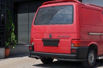 Volkswagen T4 Caravelle/Multivan 1990–2003 гг. Задние уголки AK003 Черные (2 шт., нержавейка) фото 2