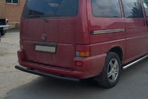 Volkswagen T4 Transporter 1990-2003 гг. Задняя дуга AK002 Черная (нерж. сталь) фото 1