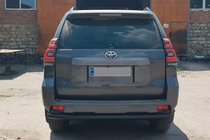 Toyota Land Cruiser Prado 150 2009-2023 гг. Задняя дуга AK002 Черная (нерж. сталь) фото 3