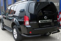 Nissan Pathfinder R51 2005-2014 гг. Задняя дуга AK003 Черная (нерж. сталь) фото 1