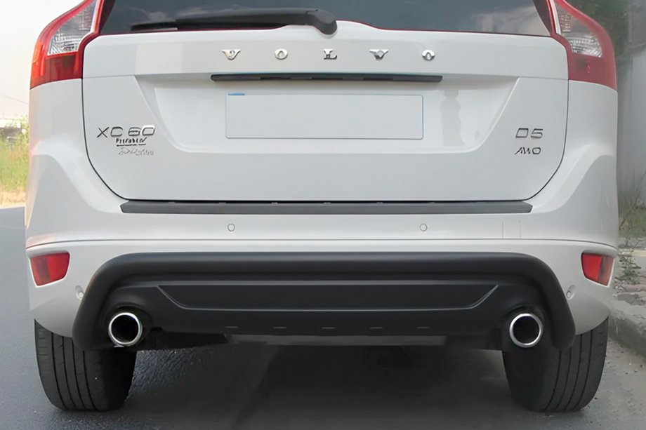 Volvo XC60 2009-2017 гг. Задняя защита AK007 Черная (нержавейка) Image