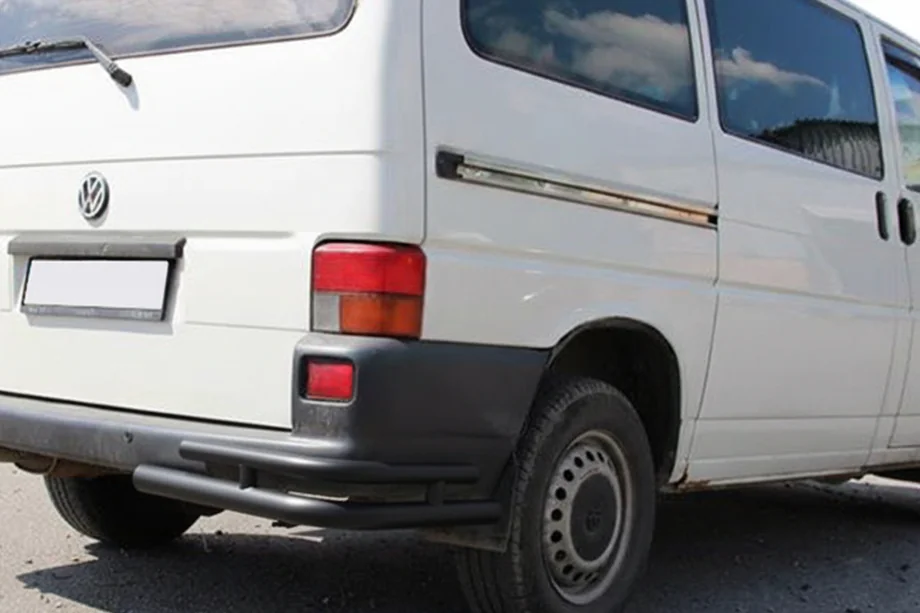 Volkswagen T4 Transporter 1990-2003 гг. Задние двойные уголки AK003-Double Black (2 шт., нерж.) Image