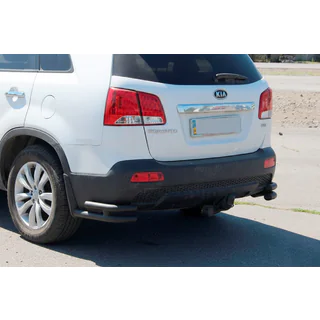 Задние двойные угловые дуги AK003-Двойной Black (нерж.) Kia Sorento II XM 2009-2014 гг. фото 1