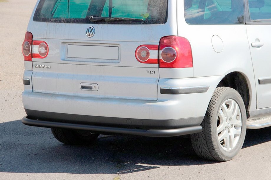Volkswagen Sharan 1995-2010 гг. Задняя защита AK005 Черный Image