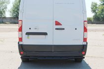 Renault Master 2011-2023 гг. Задняя дуга AK011 Черная (нерж.) фото 4