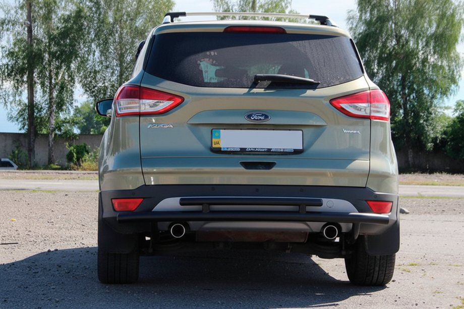 Ford Kuga/Escape 2013-2019 гг. Задняя дуга AK002-2 Черная (нержавейка) Фото 2