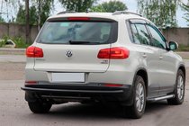 Volkswagen Tiguan 2007-2016 гг. Задняя защита AK002-2 Черный (нерж. сталь) фото 3