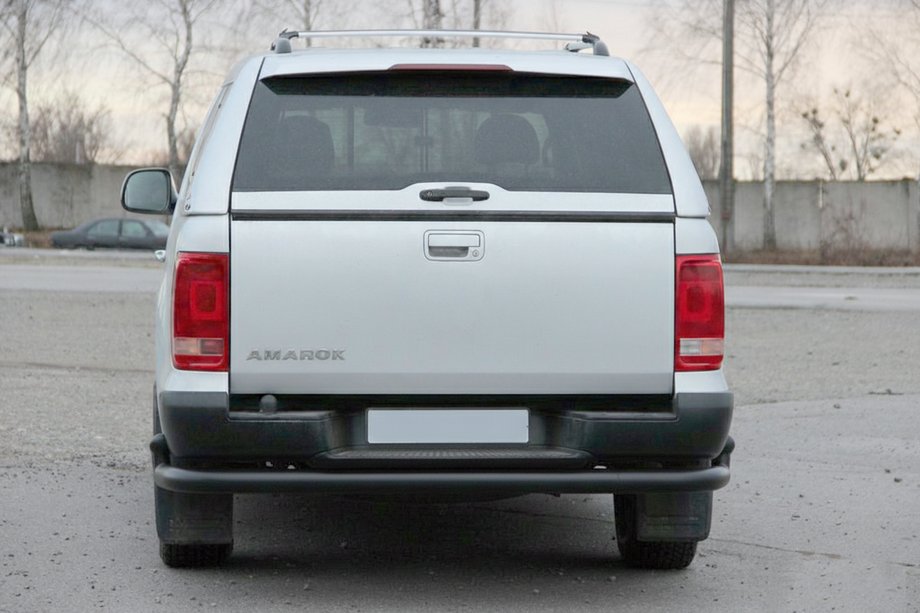 Volkswagen Amarok 2010-2022 гг. Задняя защита AK005-2 Черная (2 шт., Нержавейка) Фото 2