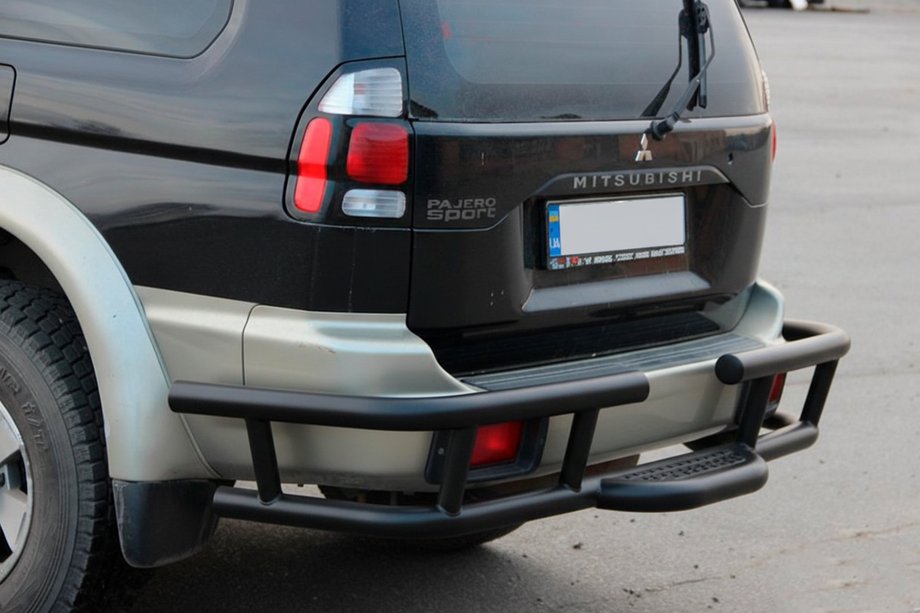 Mitsubishi Pajero Sport 1996-2007 гг. Задняя защита AK-Special Black (нержавейка) Image