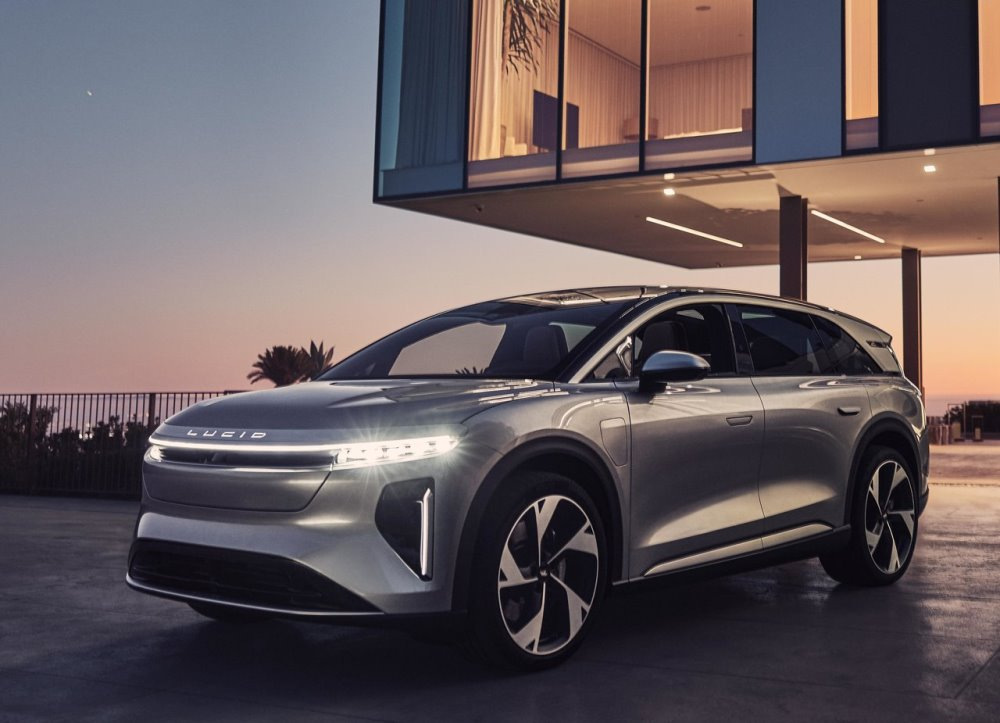 Обзор Lucid Gravity: электрический SUV с большим запасом хода