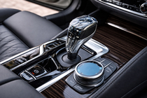 BMW 7 серия G11/G12 2015-2022 гг. Комплект хрустальных элементов салона (селектор АКПП + кнопки) фото 3