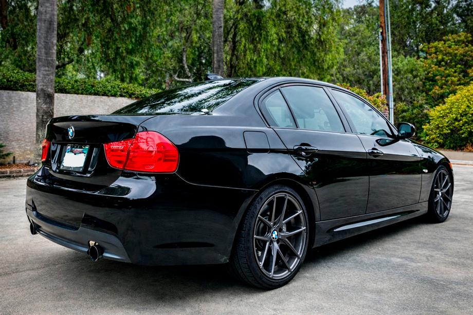 BMW 3 серия E90/E91 2005-2011 гг. Комплект обвеса M-Sport (для E90 2008-2011) Двойной выхлоп слева/справа Фото 3