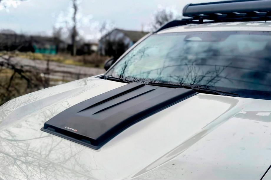 Renault Duster 2024- гг. Накладка на капот SCOOP (Мат) Image