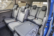 Обзор Volkswagen Caravelle T7 (2025): практичный минивэн бизнес-класса фото 6