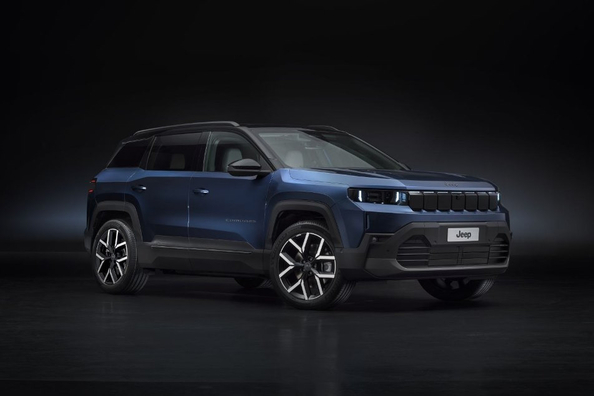 Jeep Compass Electric (2025): обзор полностью электрического кроссовера