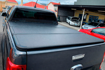 Toyota Hilux 2006-2015 гг. Крышка кузова 3-секционная (2011-2015) фото 1