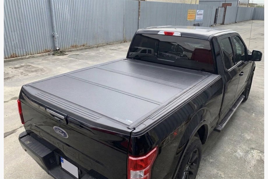 Toyota Hilux 2006-2015 гг. Крышка кузова 4-секционная (2011-2015) Фото 1