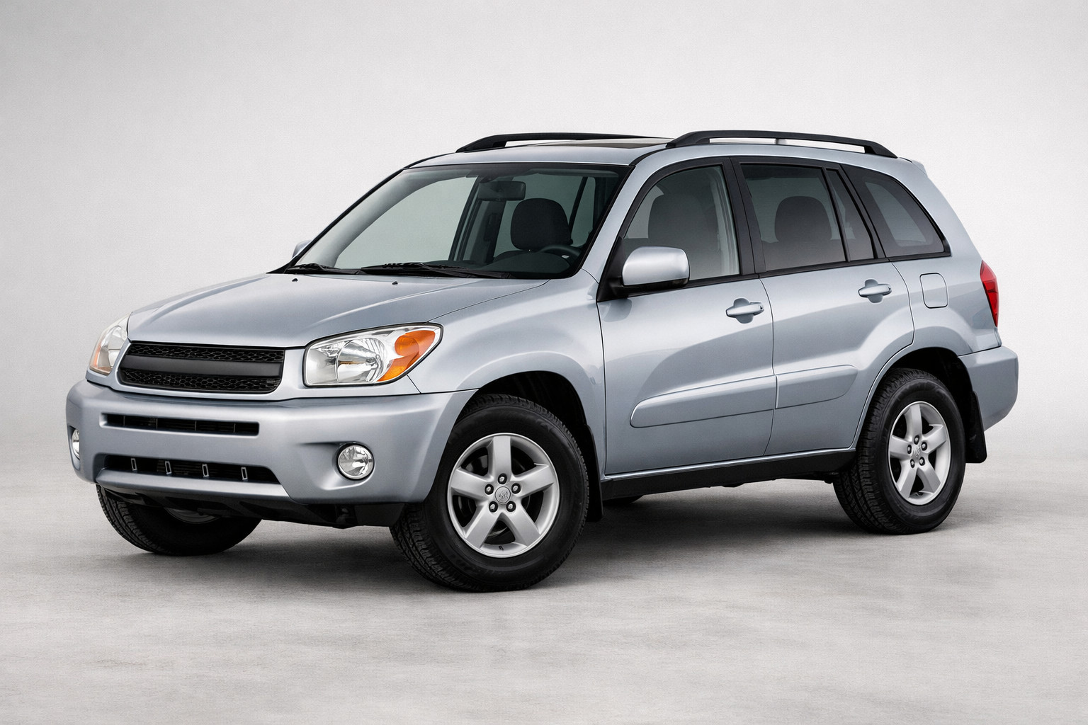 Обзор Toyota RAV4 2001-2005: что актуально и сегодня