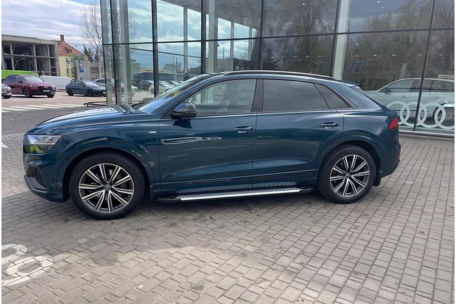 Audi Q8 2018- гг. Боковые пороги Allmond Grey (2 шт., алюминий) Image