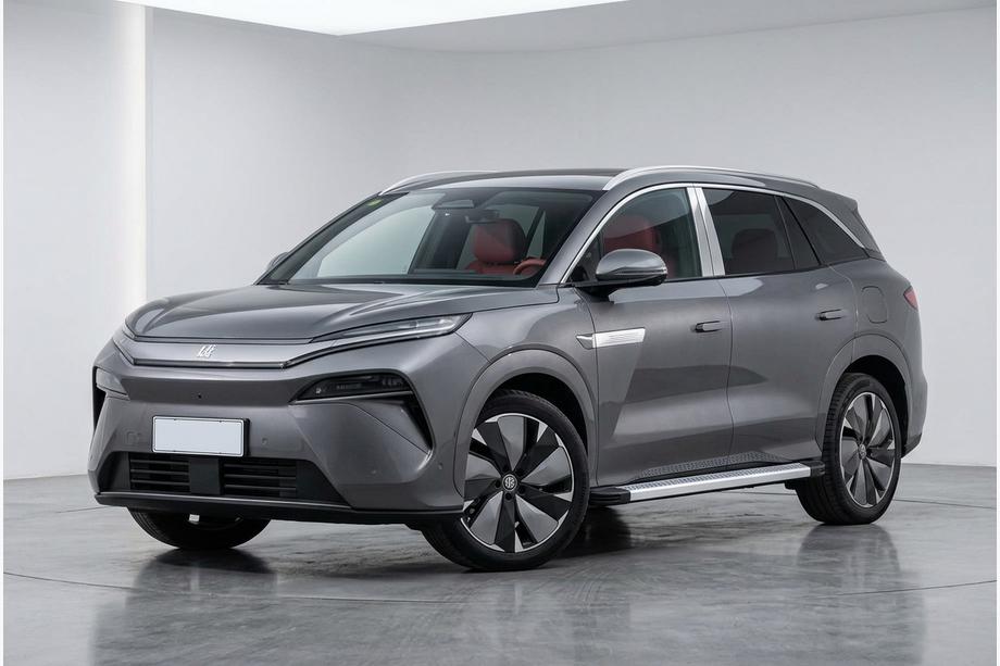 BYD Tang 2025– гг. Боковые пороги Maya V2 (комплект, алюминий) Image