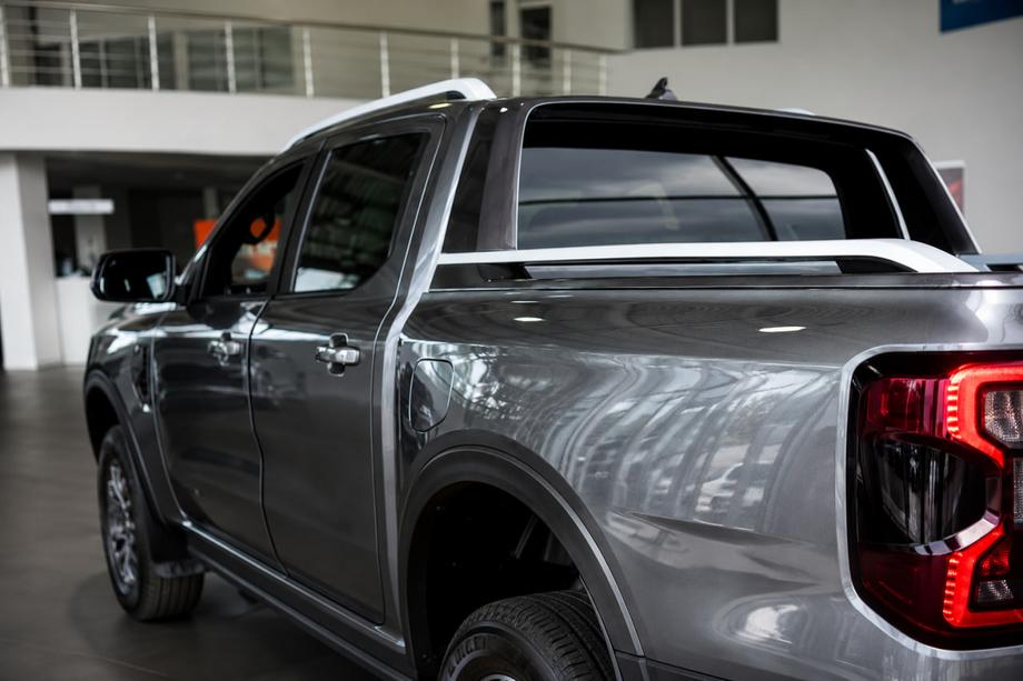 Ford Ranger 2022- гг. Рейлинги серые OEM (Алюминий) Image