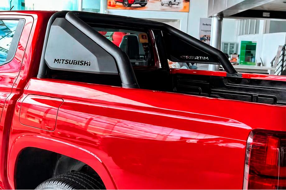 Mitsubishi L200 2024- гг. Роллбар (дуга безопасности) Image