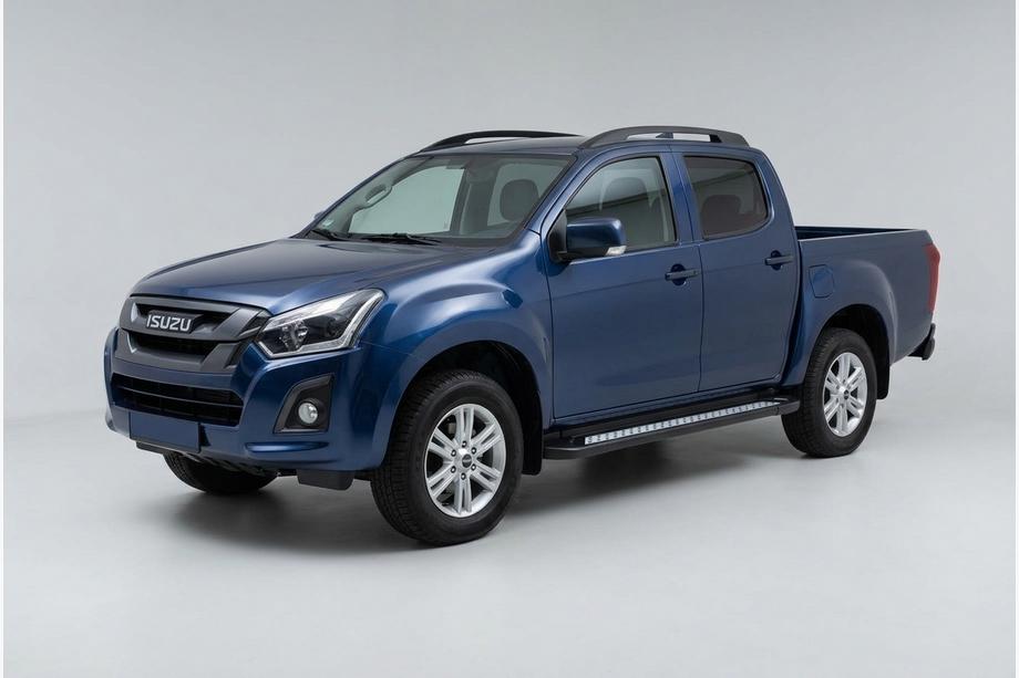 Isuzu D-Max 2019- гг. Боковые Подножки Vision New Black (2 шт., Алюминий) Image