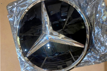 Mercedes GL/GLS class X166 2012-2019 гг. Уценка: передняя эмблема под стеклом, хромированная окантовка A0008880111 (для GLS) фото 2