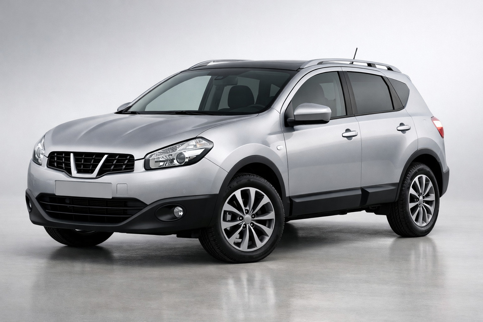 Обзор Nissan Qashqai 2010-2014: городской кроссовер без лишней драматургии