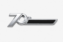 Toyota Шильдик надпись 70 лет Toyota фото 1