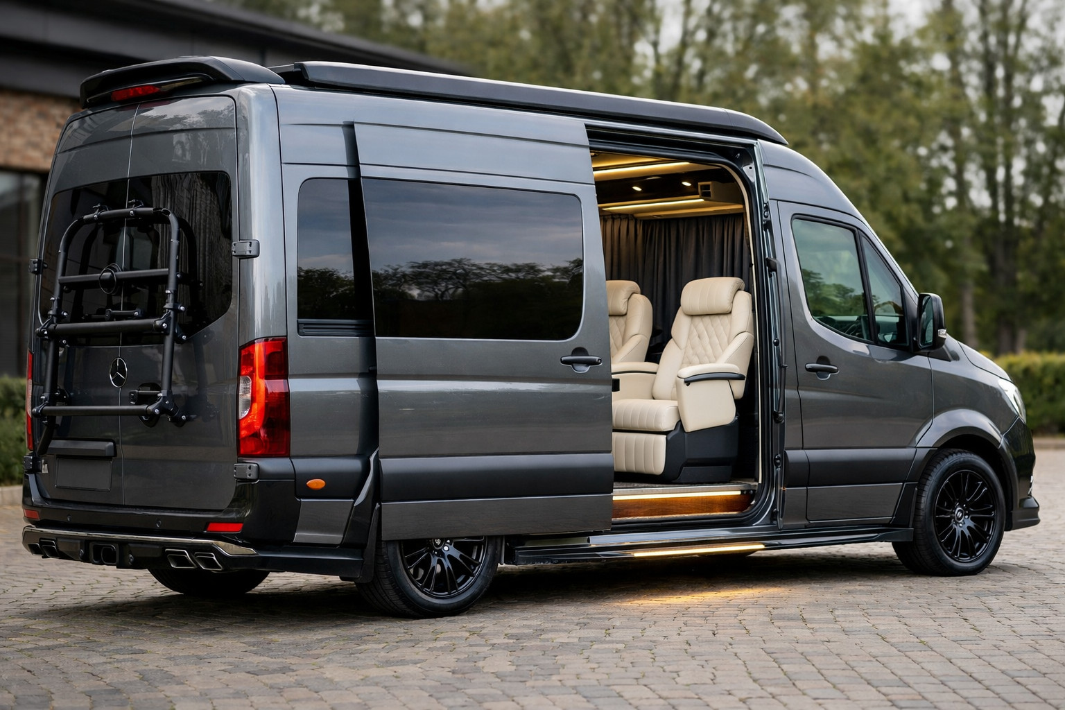 Mercedes Sprinter W907/W910: VIP-оснащение без дешёвого блеска