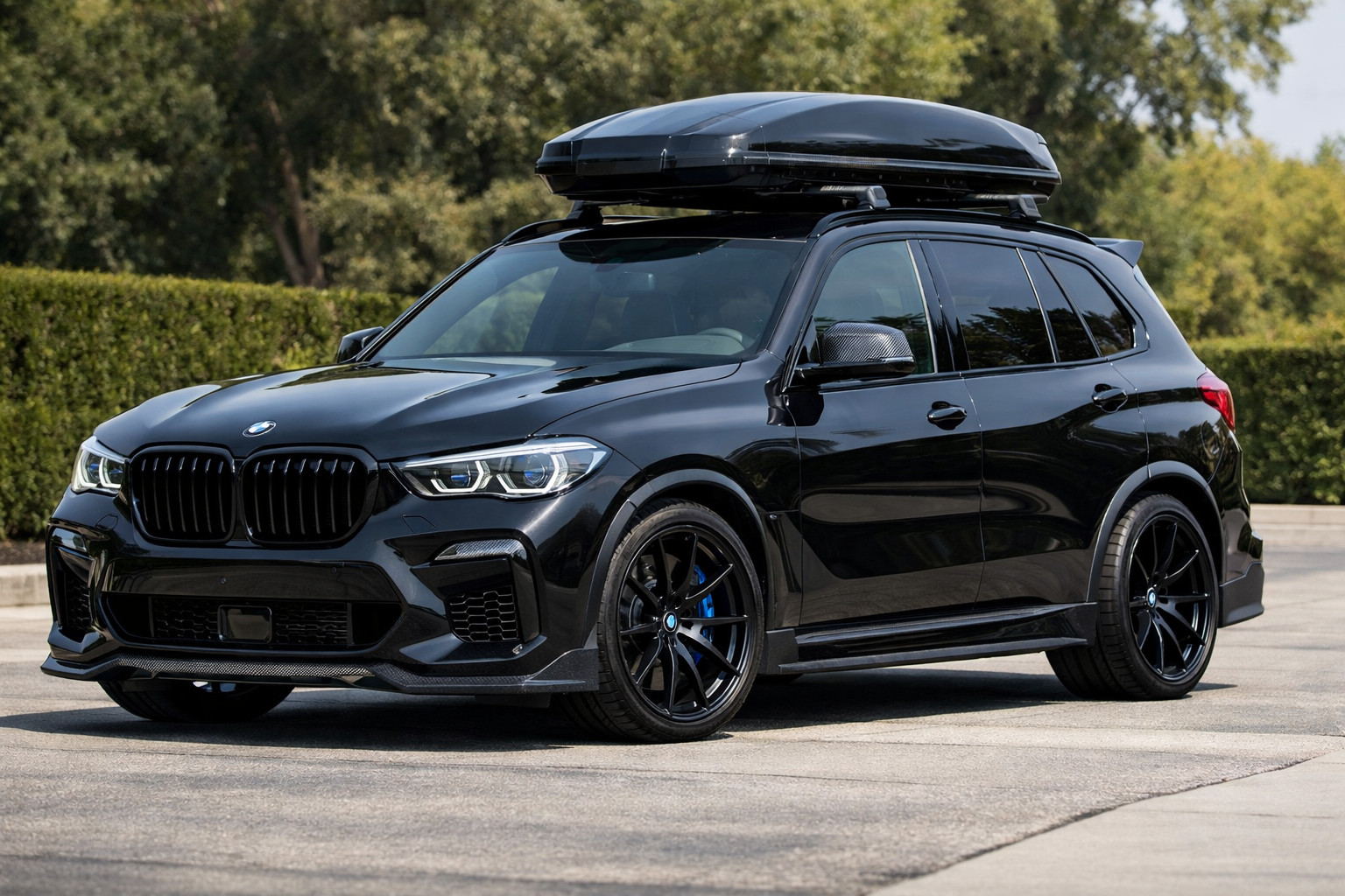 Что поставить на BMW X5 G05 после покупки: стиль и польза