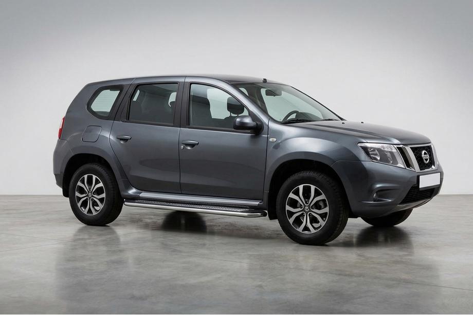 Nissan Terrano 2014- гг. Боковые пороги Maydos V2 (2 шт., алюминий/нерж. сталь) Image