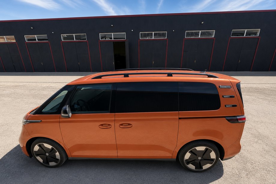 Volkswagen ID BUZZ 2022- гг. Черные Рейлинги (турецкий дизайн) Металлические ножки Image
