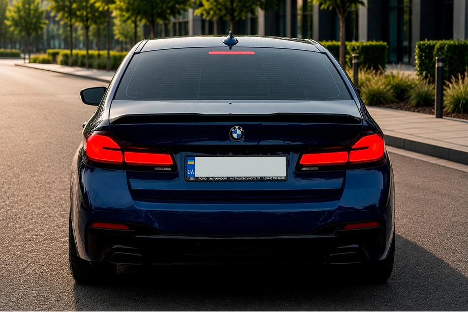 BMW 5 серия G30/G31 2017–2023 гг. Задние фонари в стиле LCI (2017-2020, поштучно) Внутренний левый (на крышке багажника) Фото 2