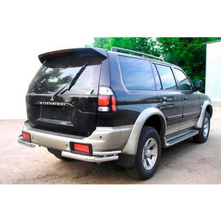Задние двойные уголки (2 шт, нержавейка) Mitsubishi Pajero Sport 1996-2007 гг.