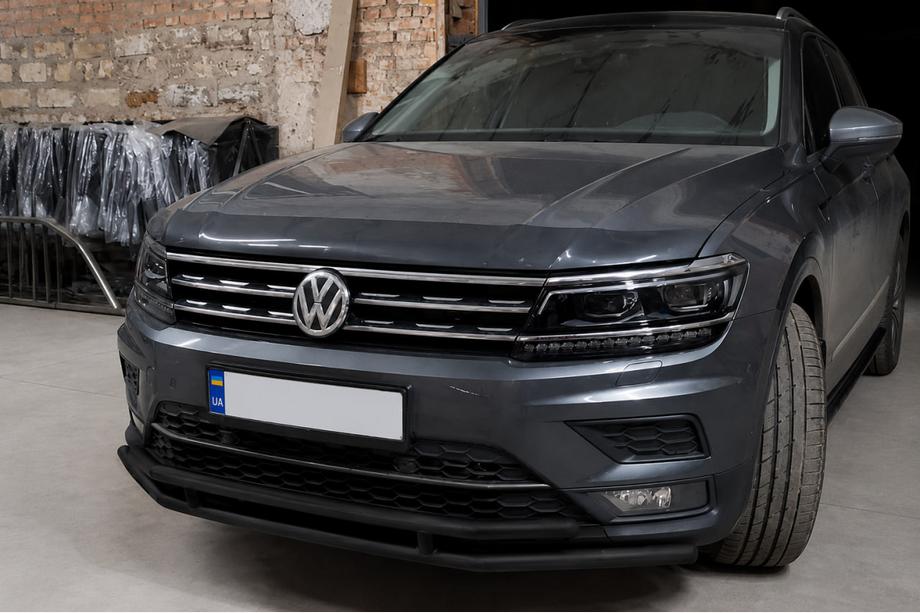 Volkswagen Tiguan 2016-2023 гг. Передняя защита ST016 Black (нерж.) Фото 3
