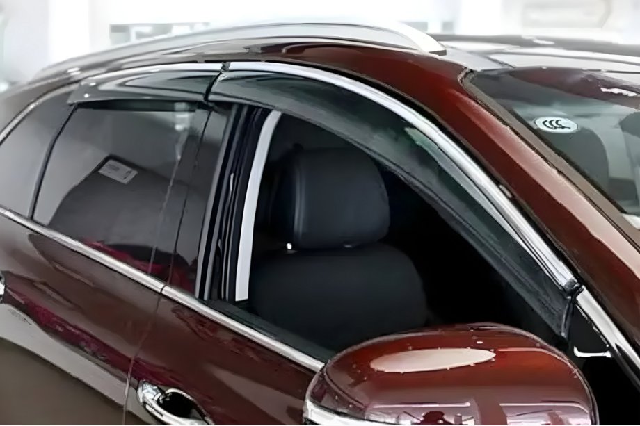 Lexus LS 2007-2017 гг. Ветровики с хромированным молдингом Long (HIC, 4 шт) Image