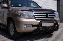 Toyota Land Cruiser 200 2007-2021 гг. Передняя дуга WT002 Черная (нерж. сталь) фото 2
