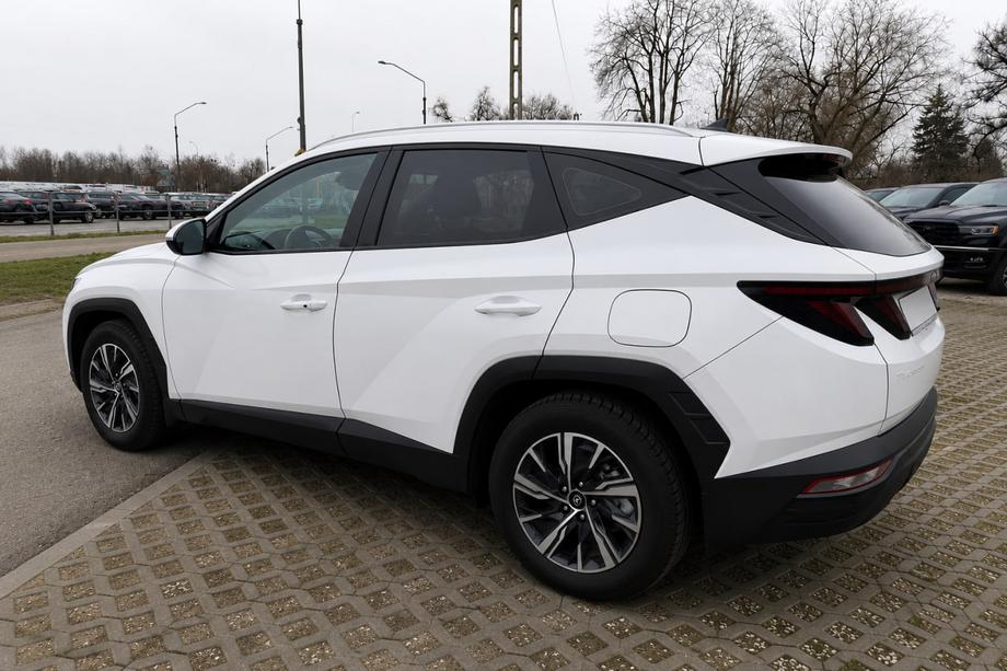 Hyundai Tucson NX4 2021- гг. Интегрированные рейлинги серые OEM (Long, алюминий, установка на клей) Фото 1