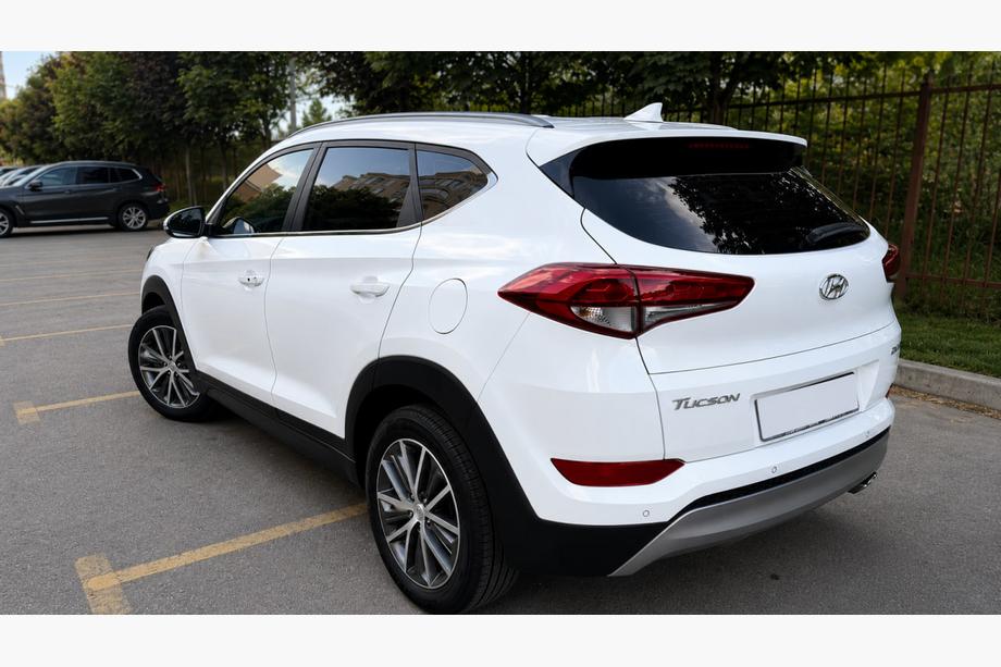 Hyundai Tucson TL 2016-2021 гг. Интегрированные рейлинги серые OEM (ABS-пластик, установка на клей) Фото 3